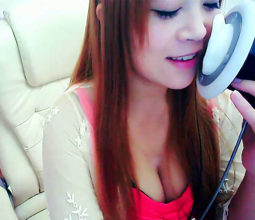 夜猫ASMR舔棒棒糖