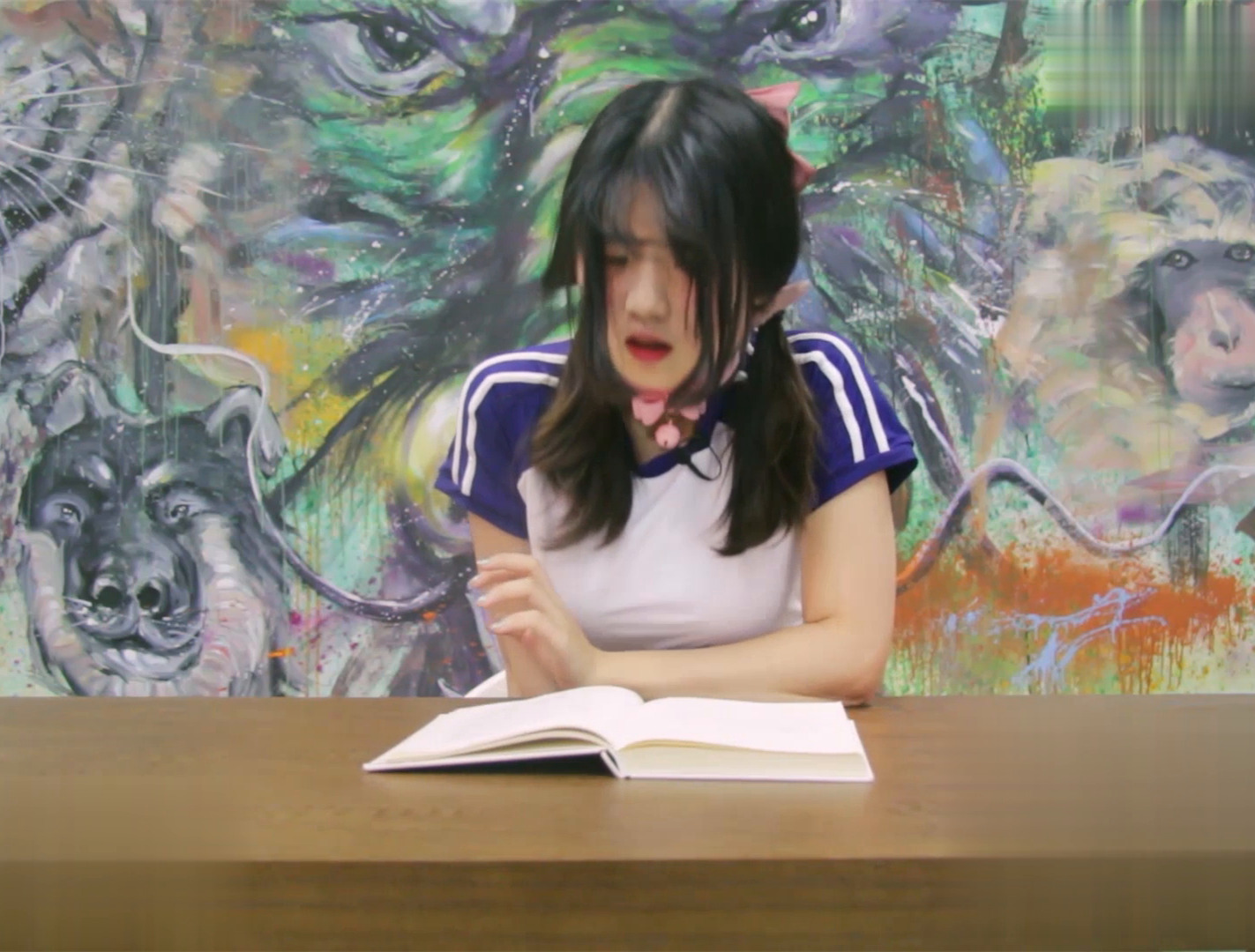 可爱小美女体验跳蛋阅读 自备卫生纸