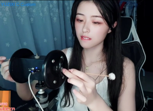 闭眼，让渔子溪小姐姐给你掏耳朵吧！