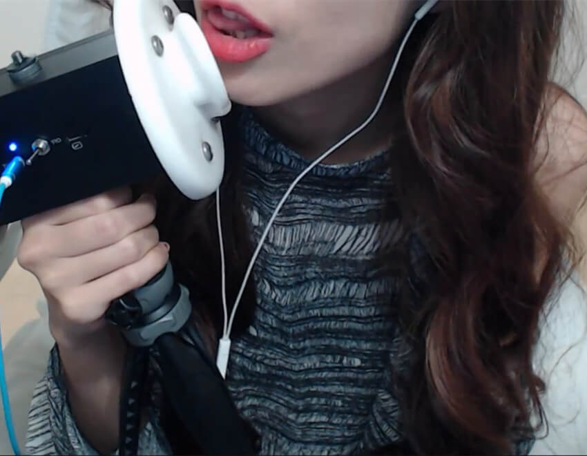 ASMR舔耳 丸子君办卡礼包