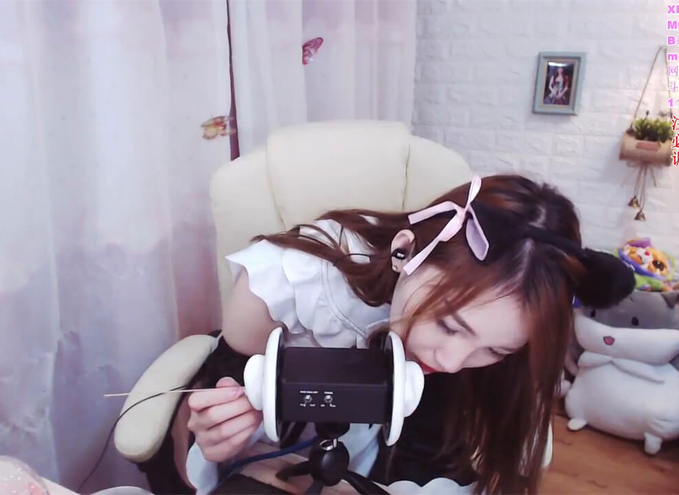 momo丶桃桃女王被封前直播精选  福利视频导航