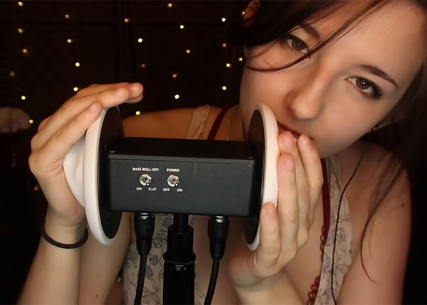 ASMR~ Relaxing Ear Massage with Kisses, Breathing and other random triggers