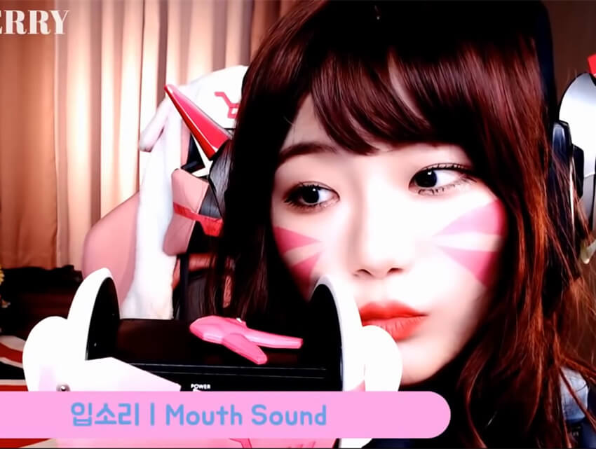 宅男福利韩国美女舔耳以及吃耳朵 守望先锋D.VA扮演