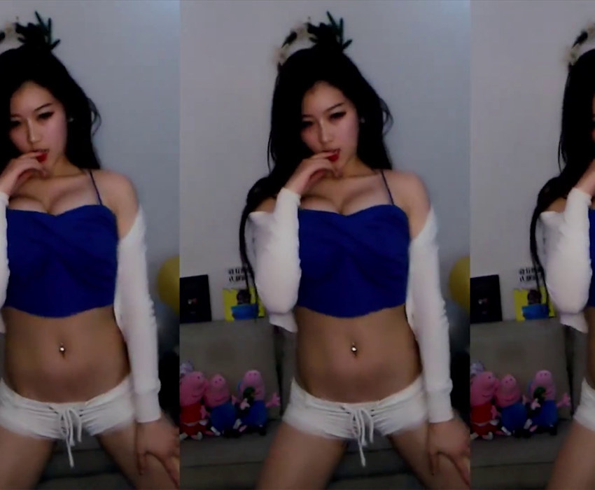 魅惑眼神@小小小奶琦性感诱惑热舞精选