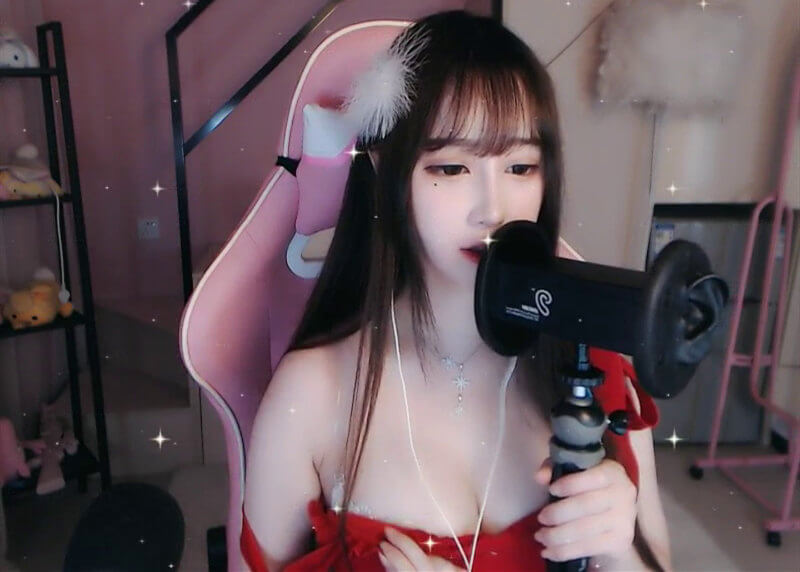 尤猫睡不醒ASMR 飞机礼包 轻轻的舔
