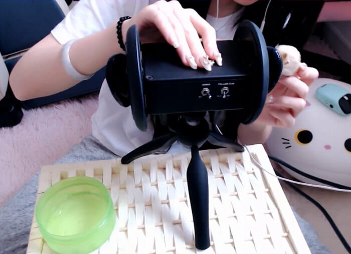 【Aki秋水ASMR】居家少女の芦荟胶SPA~足控福利