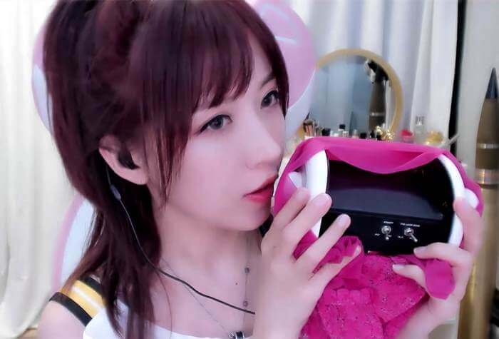 【小女巫露娜🌛ASMR】丝袜按摩口腔音放松