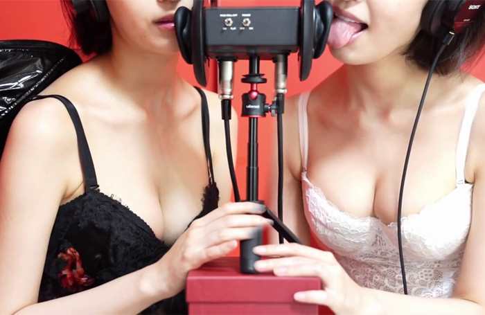 被天使和恶魔双重舔耳 棒棒的