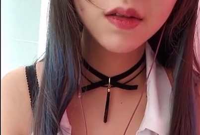 口味有点奇怪 妈妈的丝袜诱惑 CV小野猫