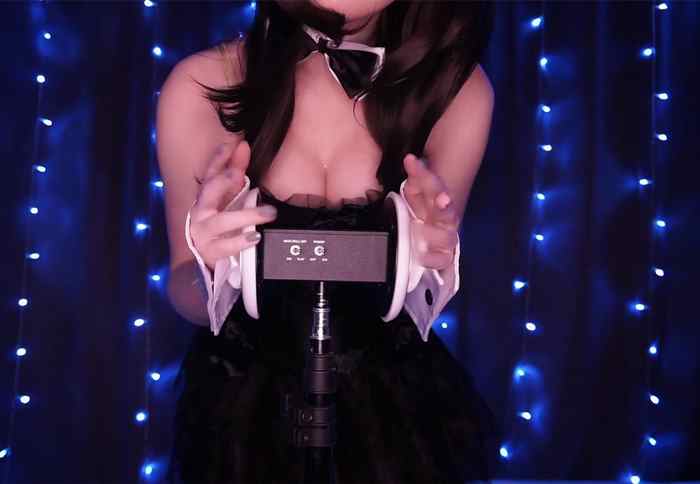 ASMR MOOD 兔女郎舔耳