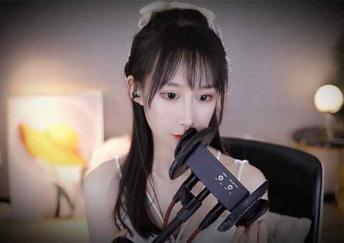 高清AR镜头+腿控视角+jiojio按摩 阿稀稀大魔王番外篇