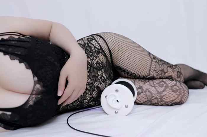 mimi ASMR 喘息 口腔音 舔耳 弹舌音 丝袜按摩 比基尼👙