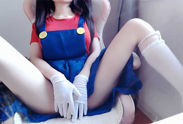 Aki秋水 马里奥提督