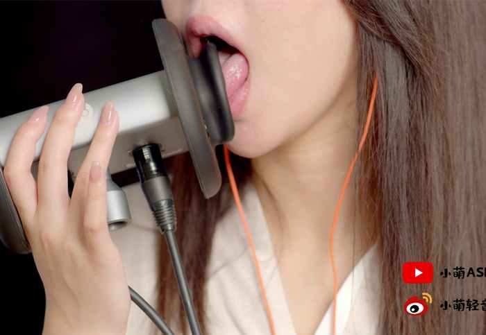 小萌三十分钟精致舔耳