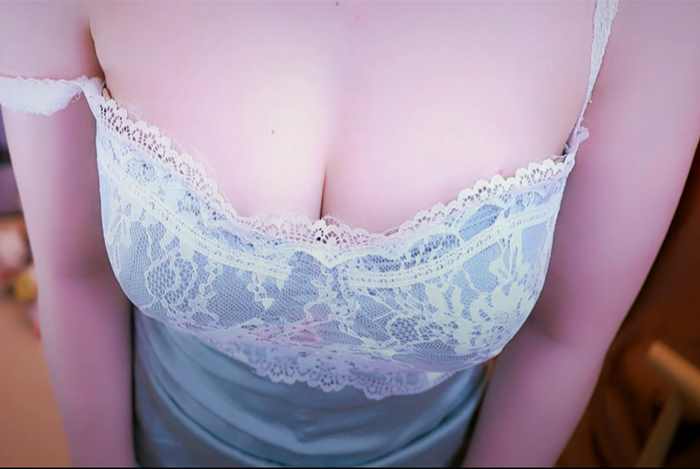 虎牙肉淼淼 执事的早起服务