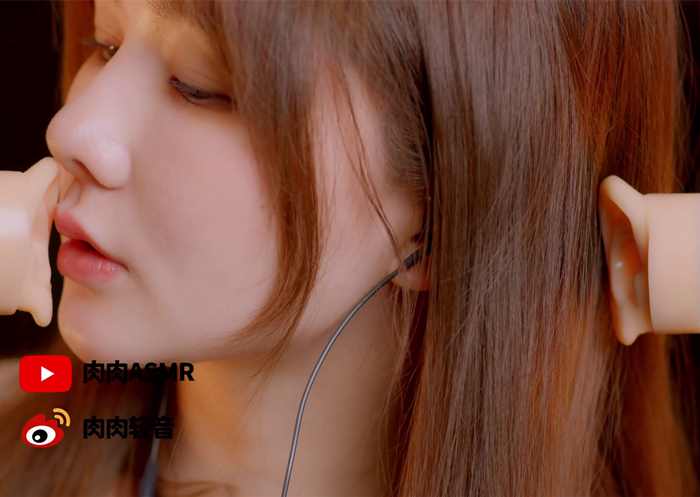 舔耳ASMR