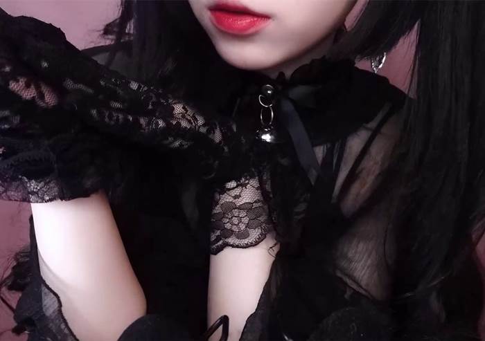 黑色小猫咪粘人的摩擦~ 小羊ASMR