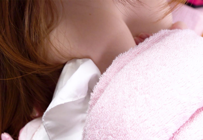 音無来未ASMR 胸部按摩耳朵