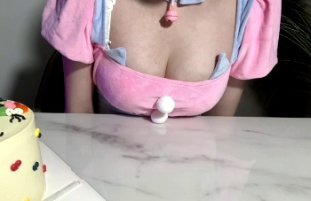 无法招架的生日惊喜 婉儿别闹