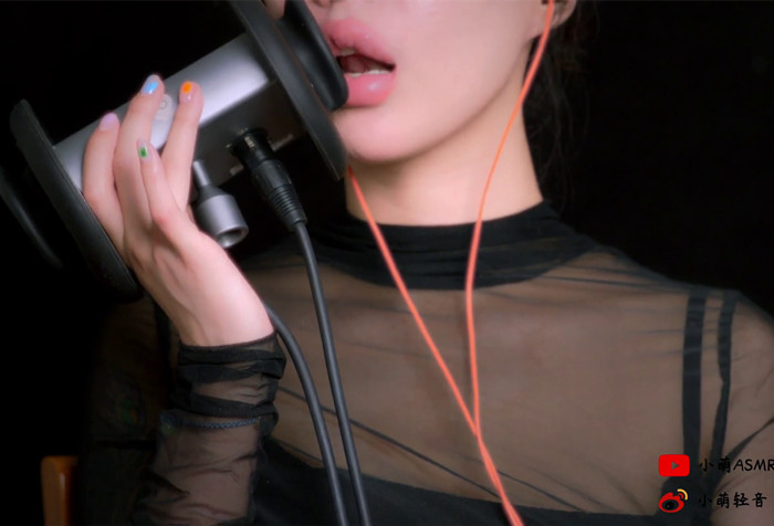 小萌ASMR 舒服的亲吻舔耳