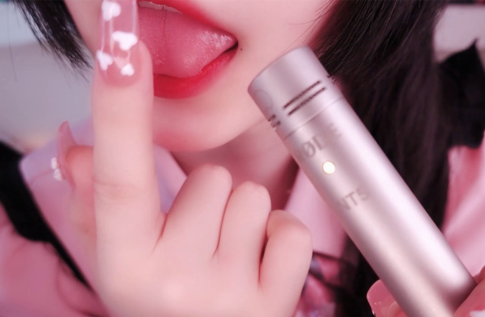 网袜小可爱用脚摩擦 小羊喵ASMR