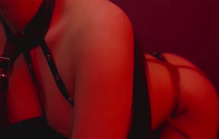 💕深夜来访的魅魔少女 Yoon ying