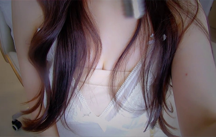 邻居姐姐超勇敢 虎牙小一熟ASMR