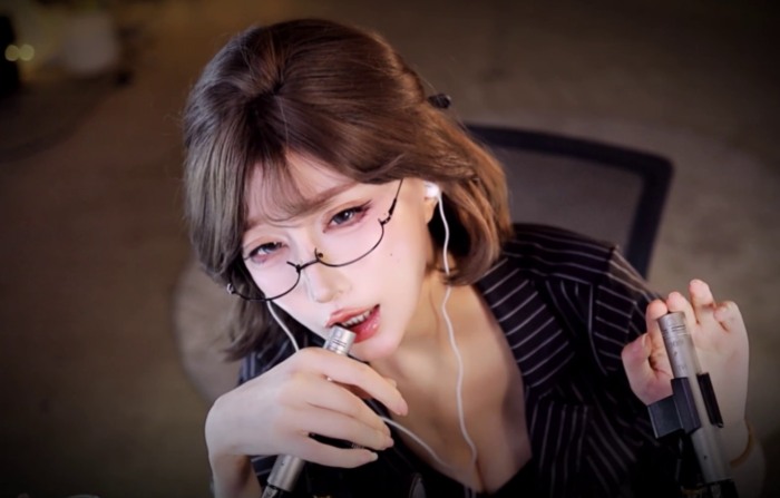 粉丝祭直播ASMR 张爱玲Aily 20240621