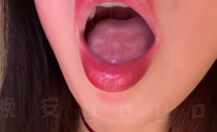 晚安yoyo ASMR 近距离舔屏、吮手指、含炼乳