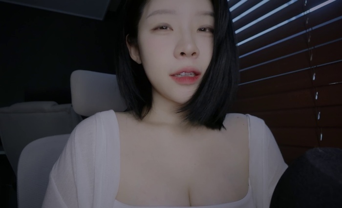 雨天的温暖而特别的清洁耳朵 ASMR CHU