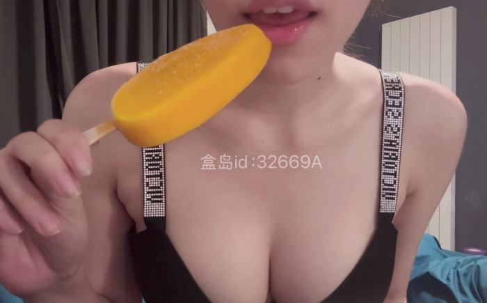 眠羊要睡香香觉  吃🍦+刮擦衣服