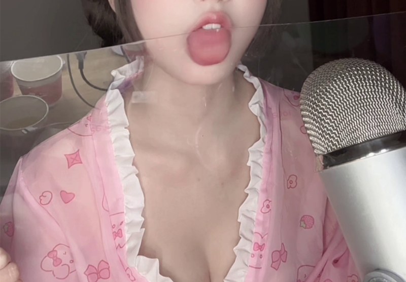 舔亚克力 沛沛ASMR