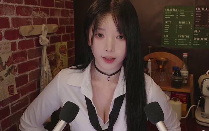咖啡店兼职：和允英学姐的暧昧日常  Yoon ying ASMR
